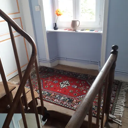 Séjour chez l'habitant La Maison Poesie *